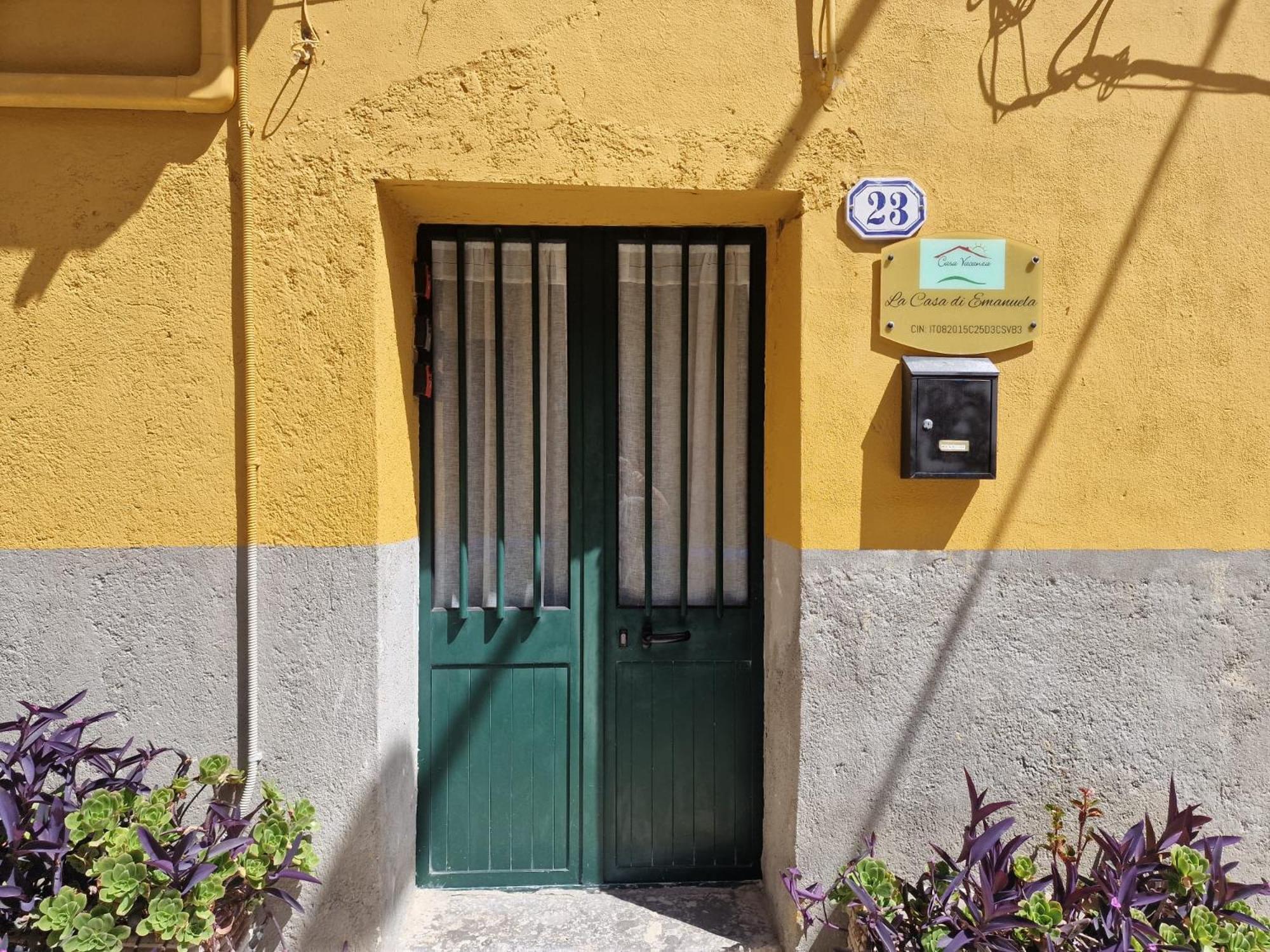ホテル La Casa Di Emanuela Caltavuturo エクステリア 写真